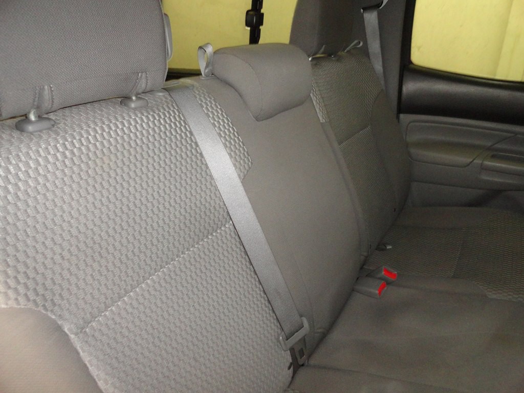 2015 Toyota Tacoma Image 22