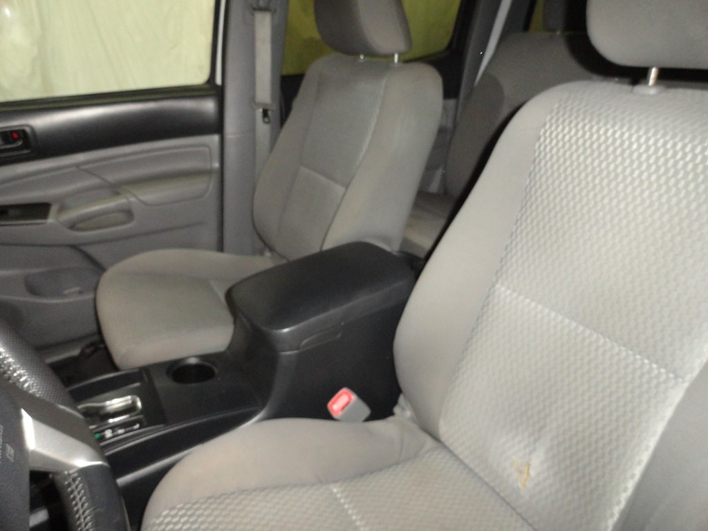 2015 Toyota Tacoma Image 33