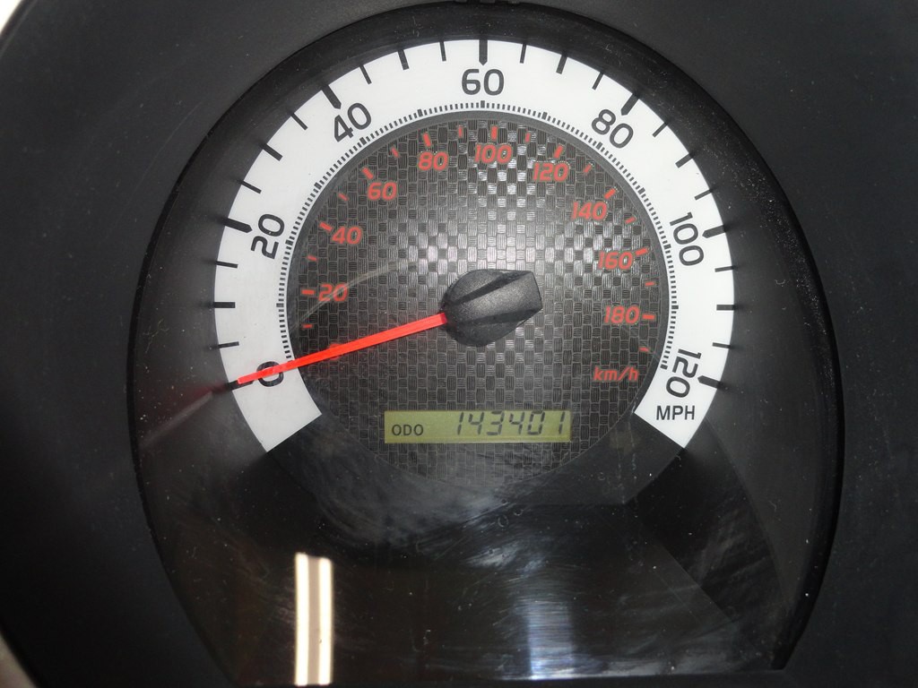 2015 Toyota Tacoma Image 34