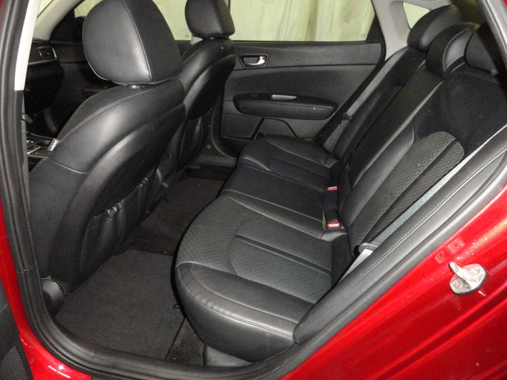 2020 Kia Optima Image 10