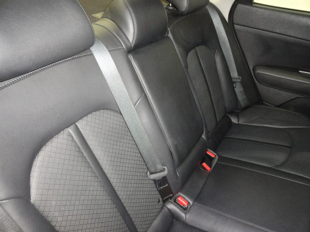 2020 Kia Optima Image 23