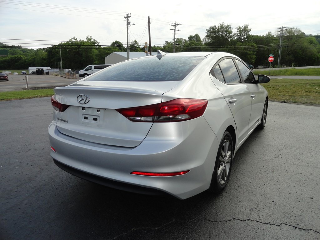 2018 Hyundai Elantra Image 6
