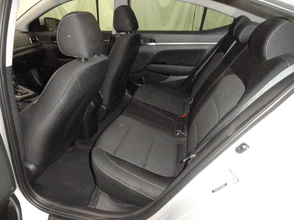 2018 Hyundai Elantra Image 10