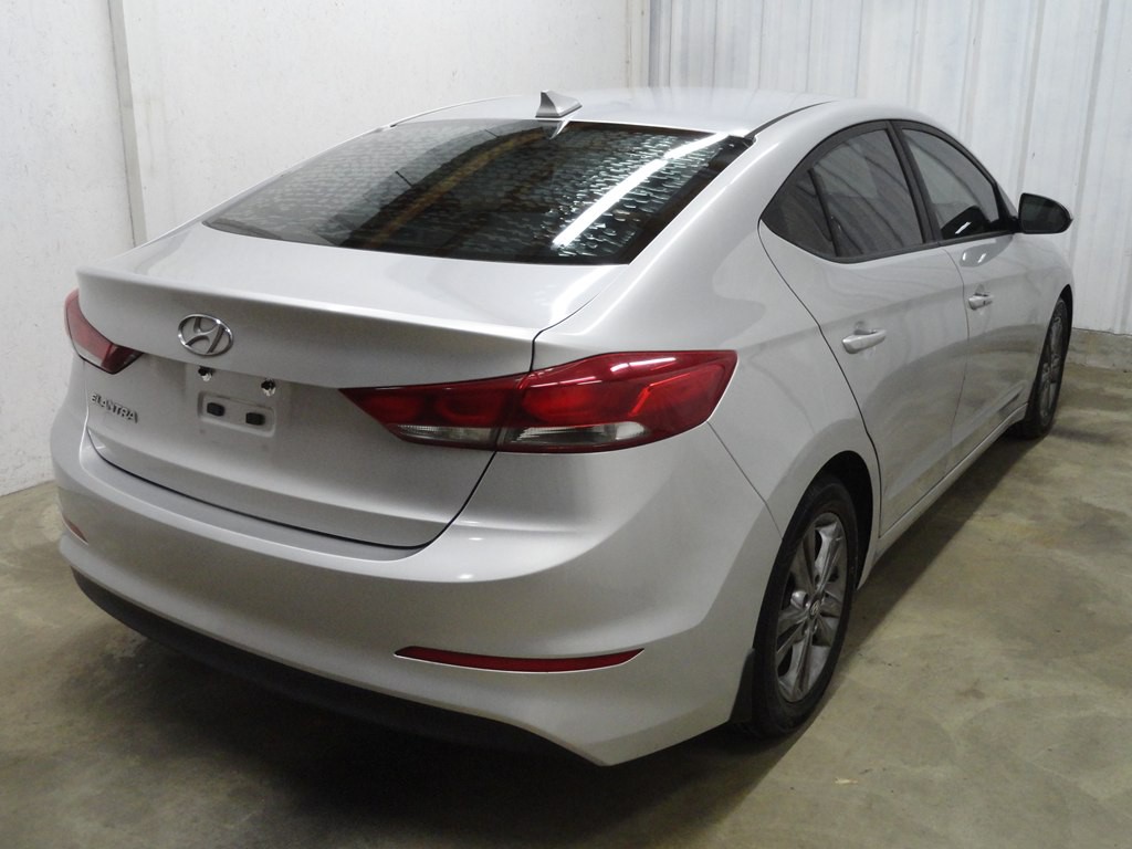 2018 Hyundai Elantra Image 13