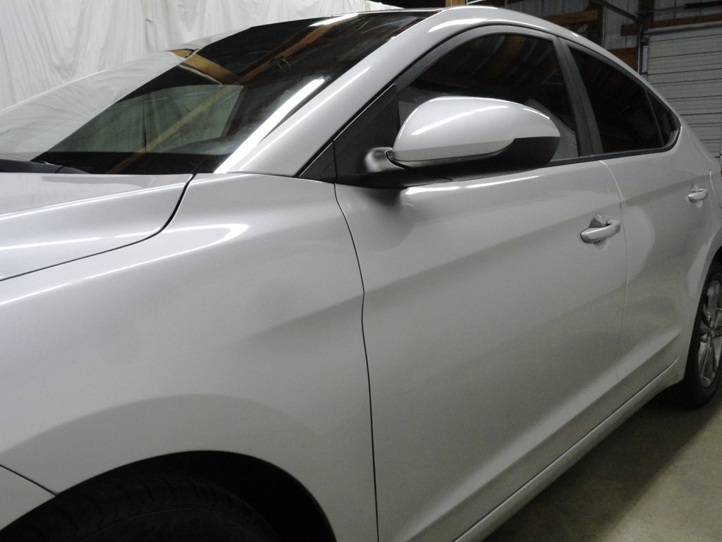 2018 Hyundai Elantra Image 18