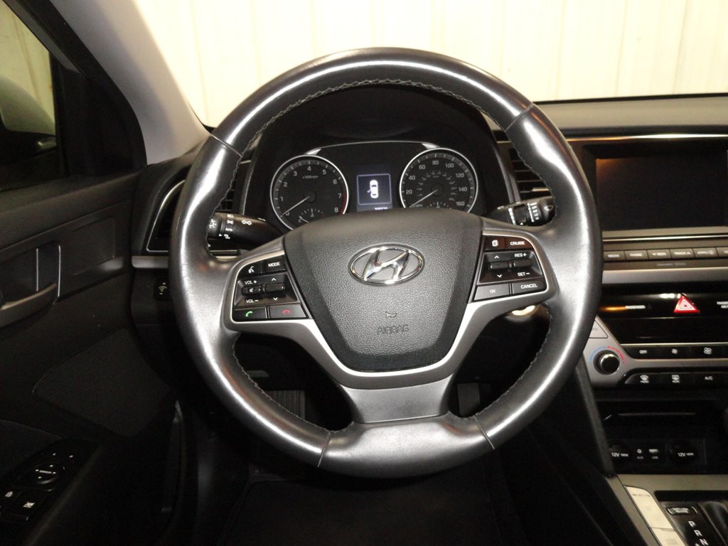 2018 Hyundai Elantra Image 31