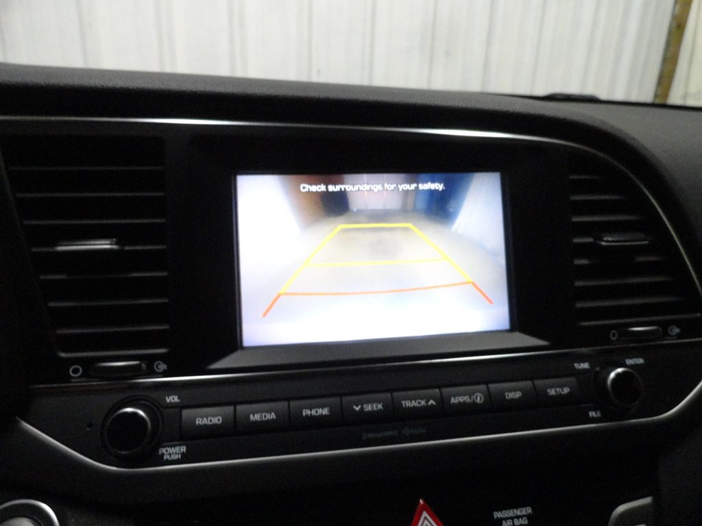 2018 Hyundai Elantra Image 36