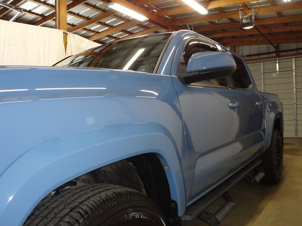 2019 Toyota Tacoma Image 18