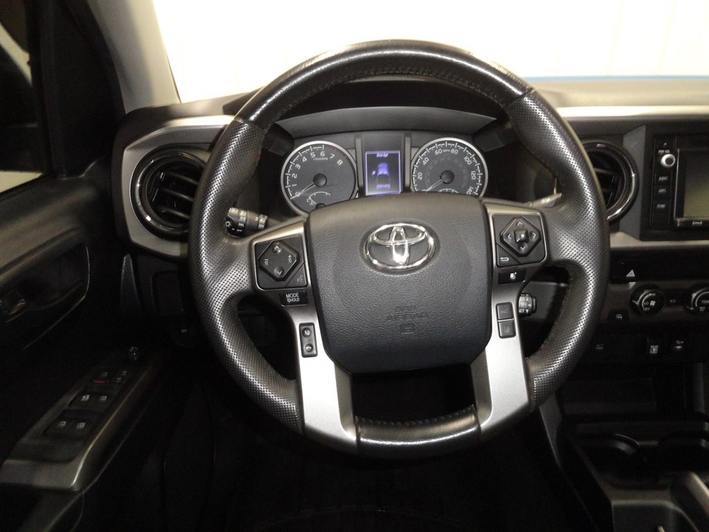 2019 Toyota Tacoma Image 30