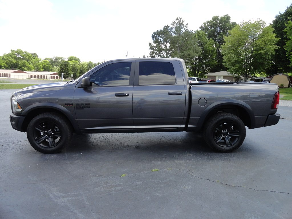 2021 RAM 1500 Image 3