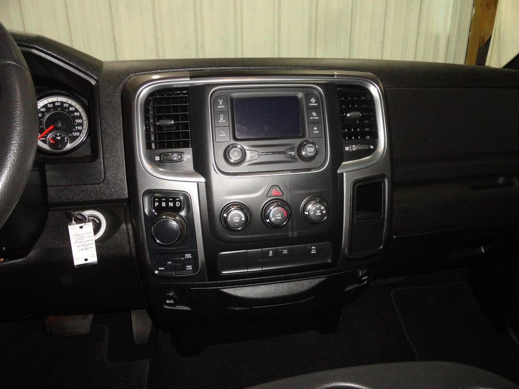 2021 RAM 1500 Image 32