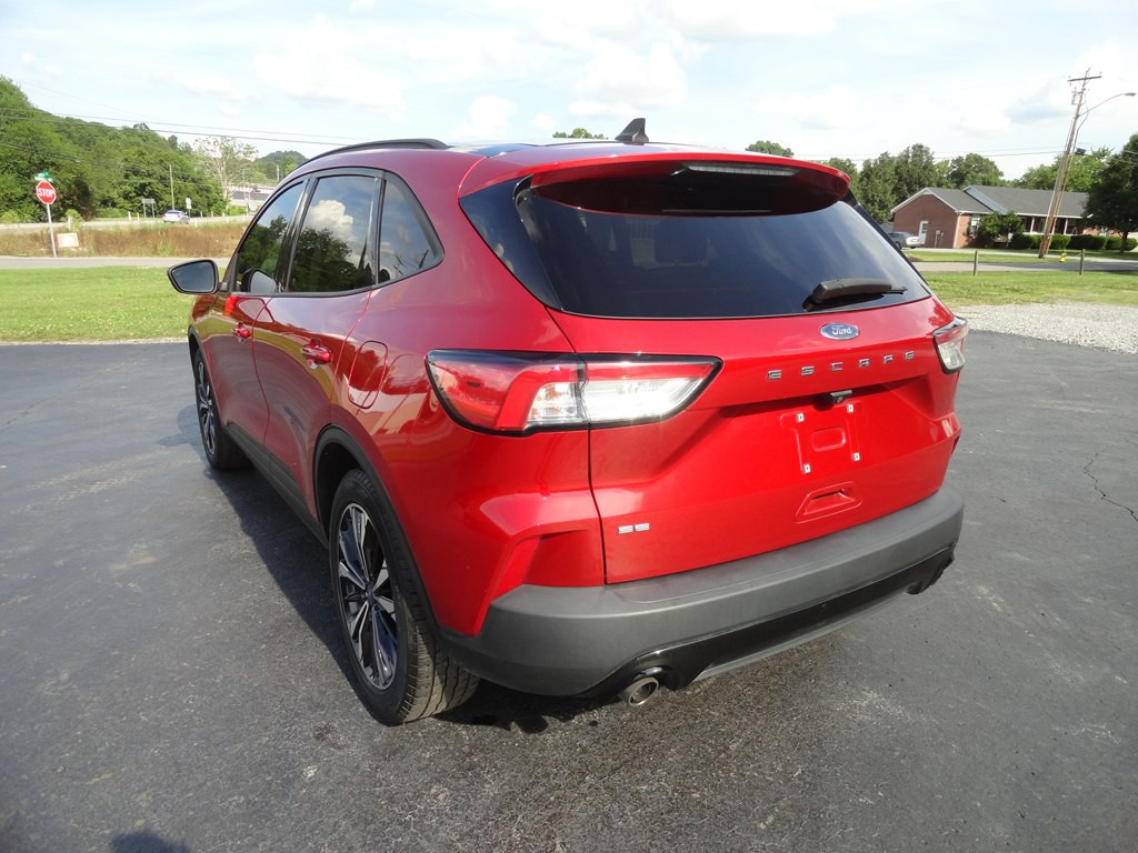 2021 Ford Escape Image 8