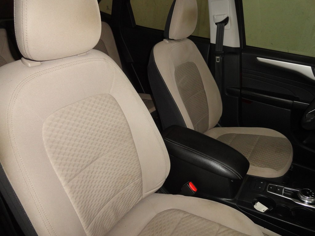 2021 Ford Escape Image 25
