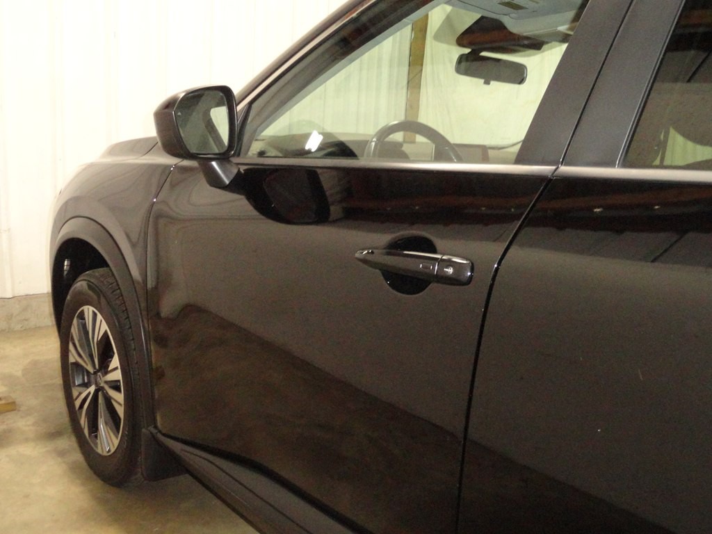 2023 Nissan Rogue Image 18