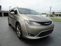 Image for 2017 Chrysler Pacifica Limited ID: 7431318