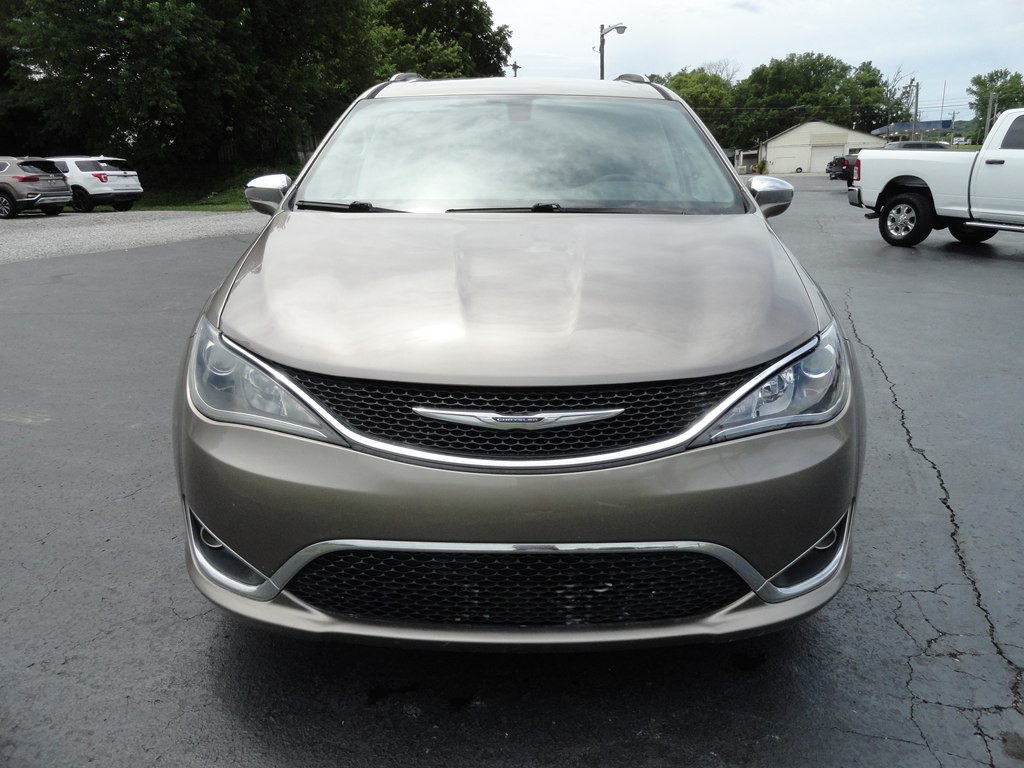 2017 Chrysler Pacifica Image 33