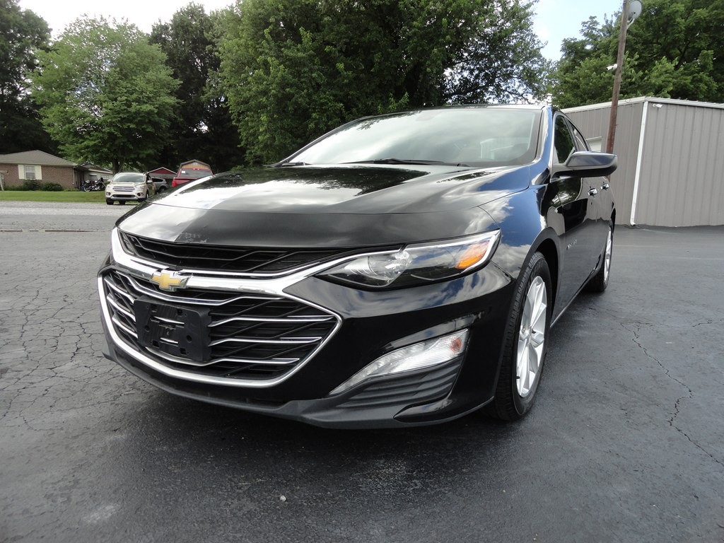2019 Chevrolet Malibu Image 2