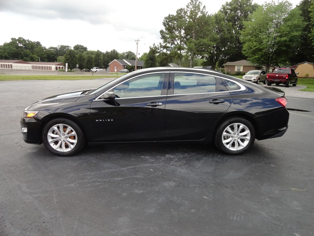 2019 Chevrolet Malibu Image 3