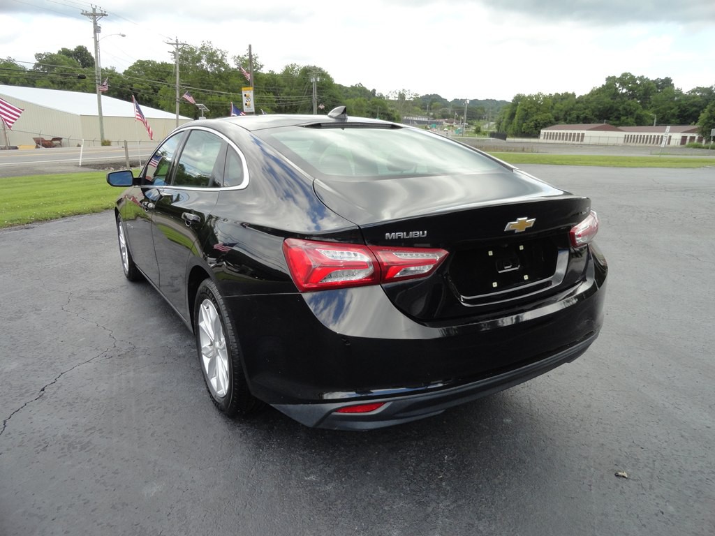 2019 Chevrolet Malibu Image 8