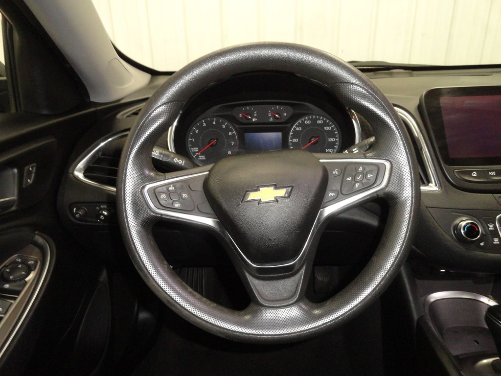 2019 Chevrolet Malibu Image 30