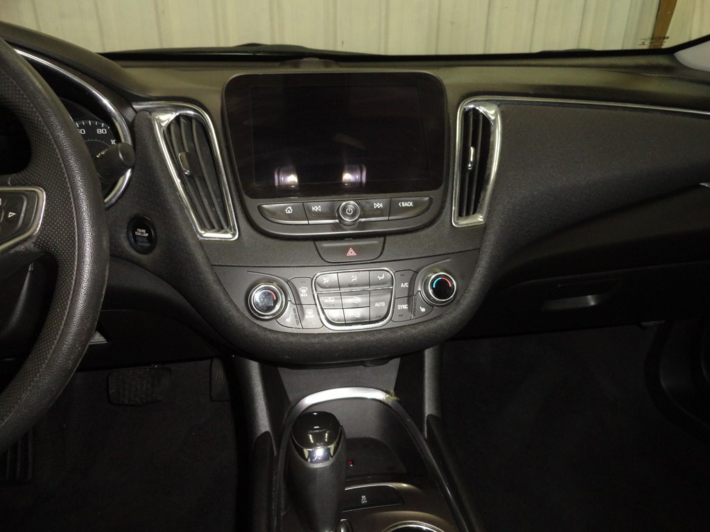 2019 Chevrolet Malibu Image 31