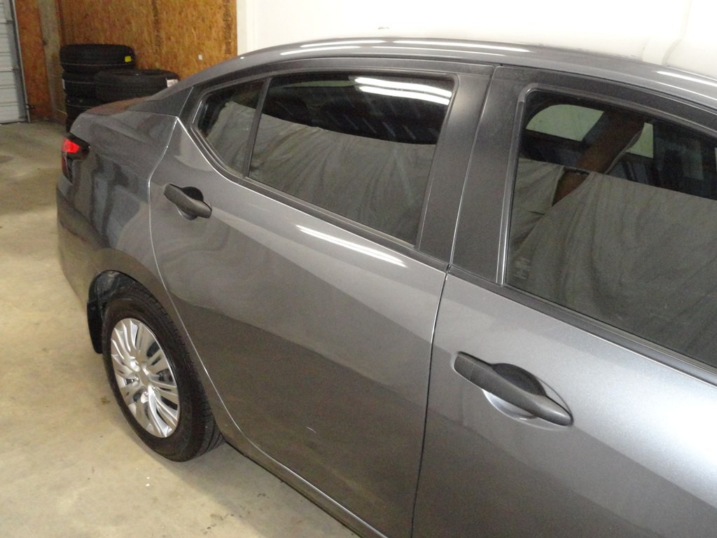 2021 Nissan Versa Image 13