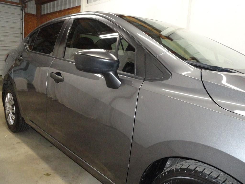 2021 Nissan Versa Image 18