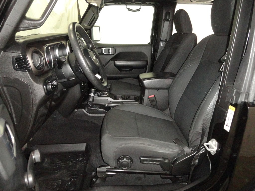 2018 Jeep Wrangler Image 9