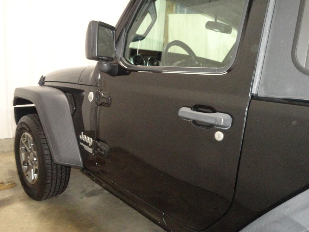 2018 Jeep Wrangler Image 17