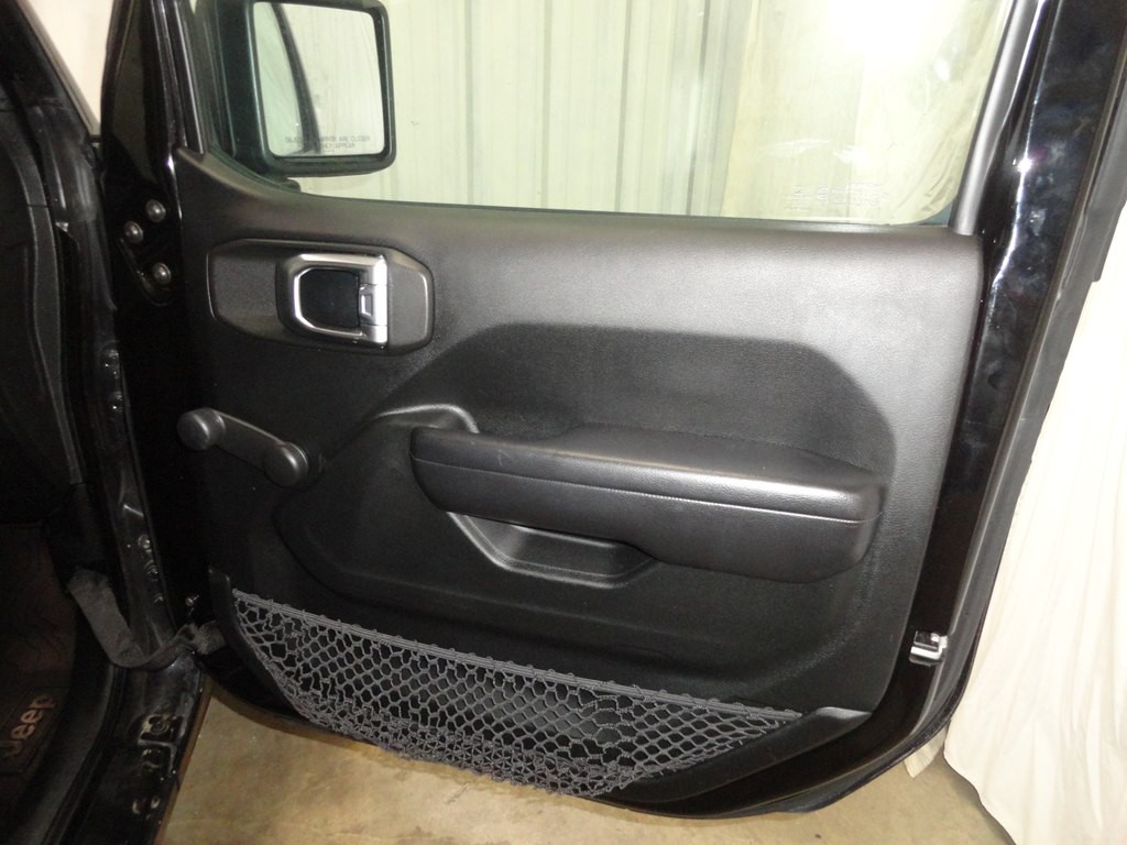 2018 Jeep Wrangler Image 21