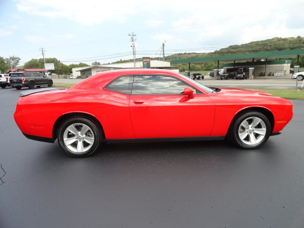 2023 Dodge Challenger Image 5