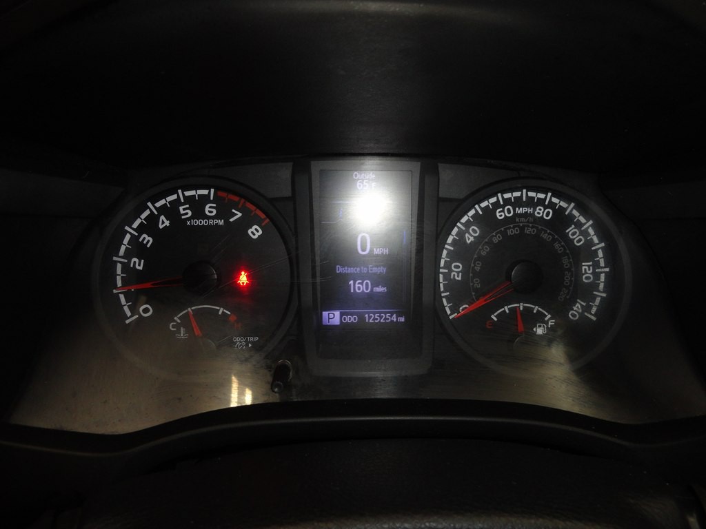 2018 Toyota Tacoma Image 36