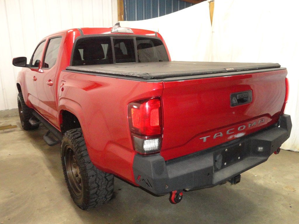 2018 Toyota Tacoma Image 63