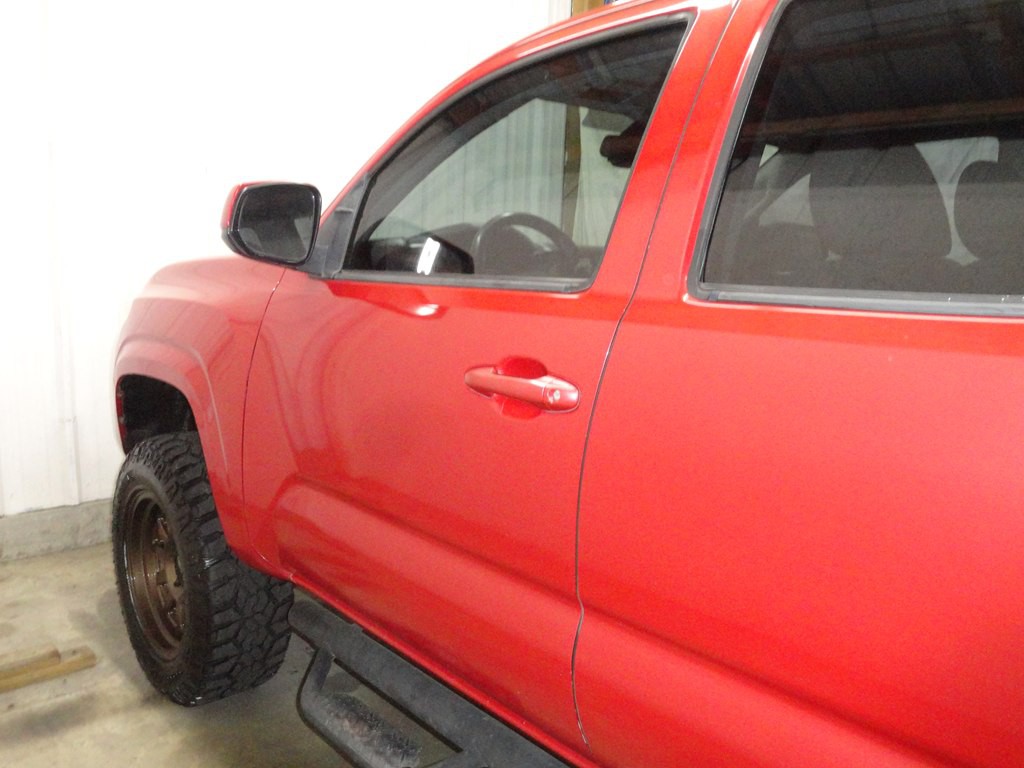 2018 Toyota Tacoma Image 65