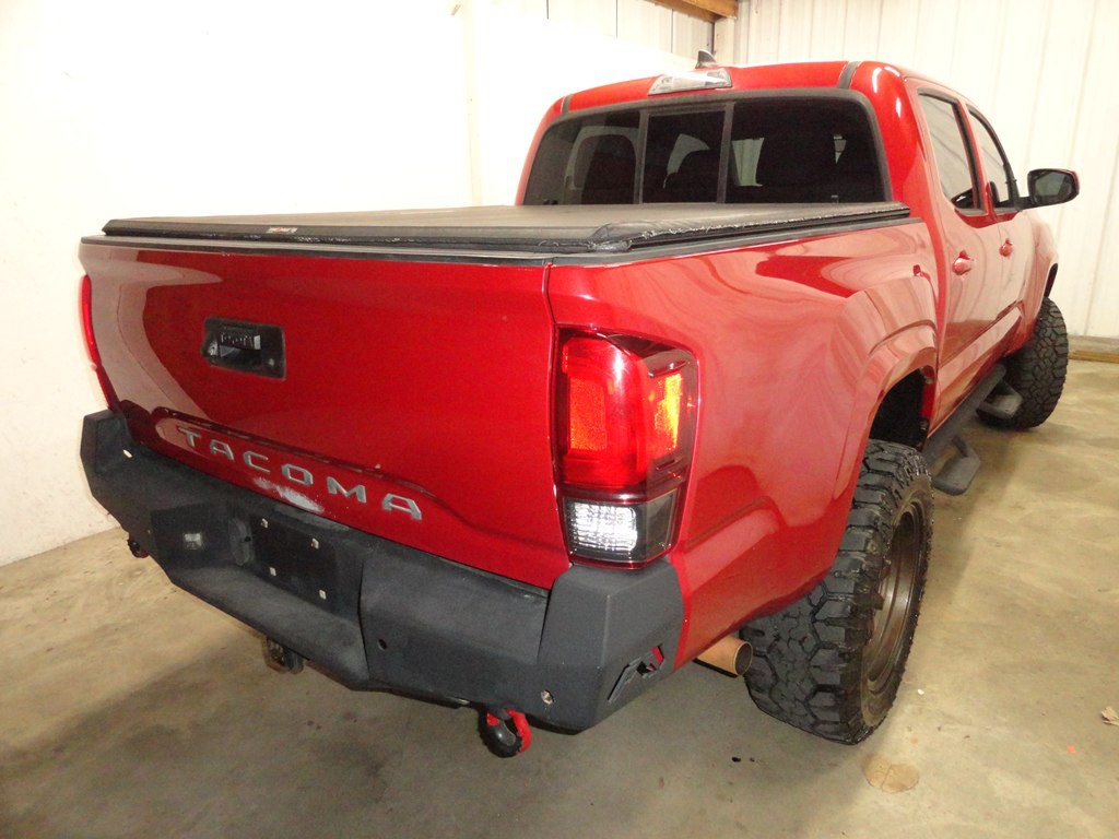 2018 Toyota Tacoma Image 96