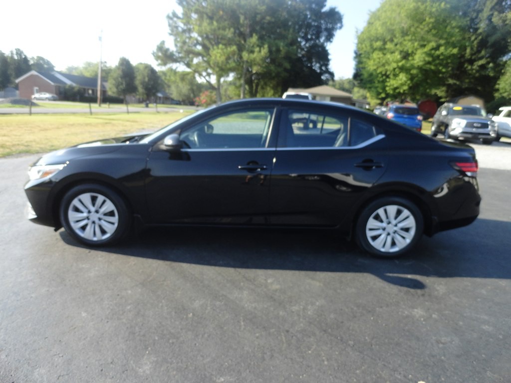 2022 Nissan Sentra Image 3