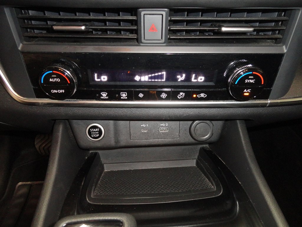 2023 Nissan Rogue Image 15
