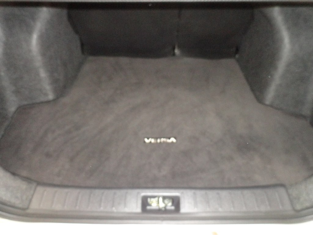 2020 Nissan Versa Image 13