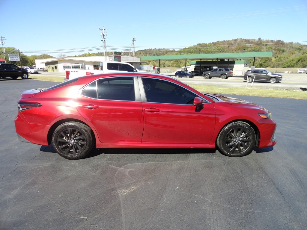 2021 Toyota Camry Image 4