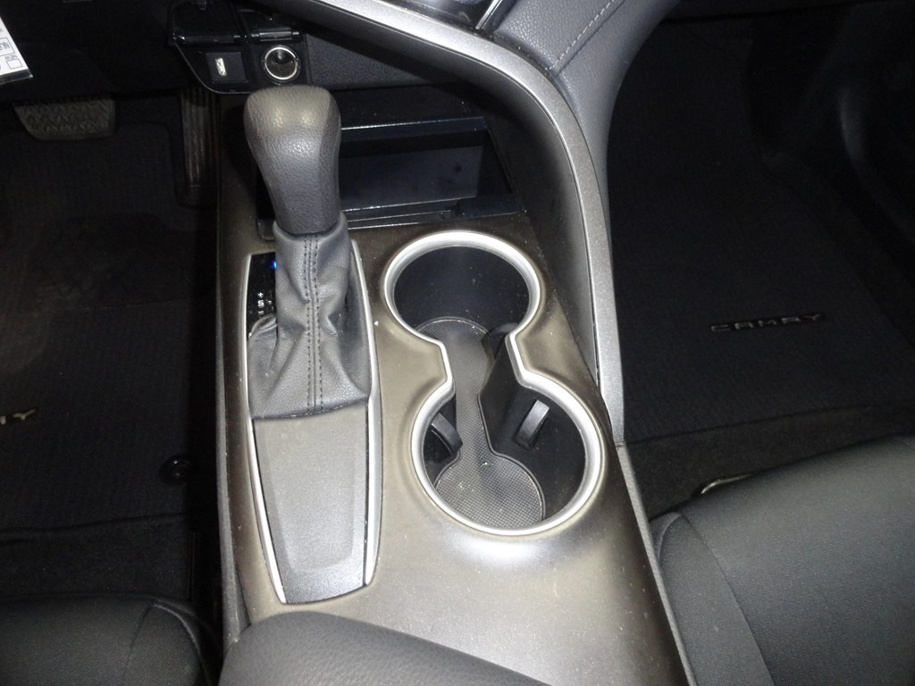 2021 Toyota Camry Image 14
