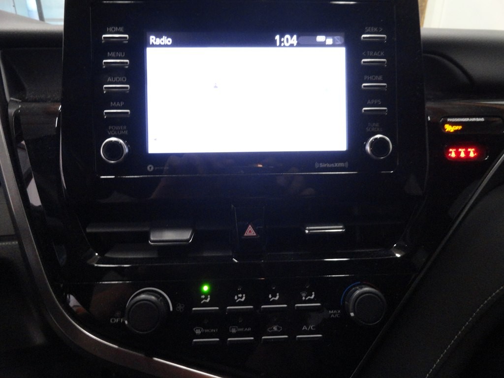 2021 Toyota Camry Image 15
