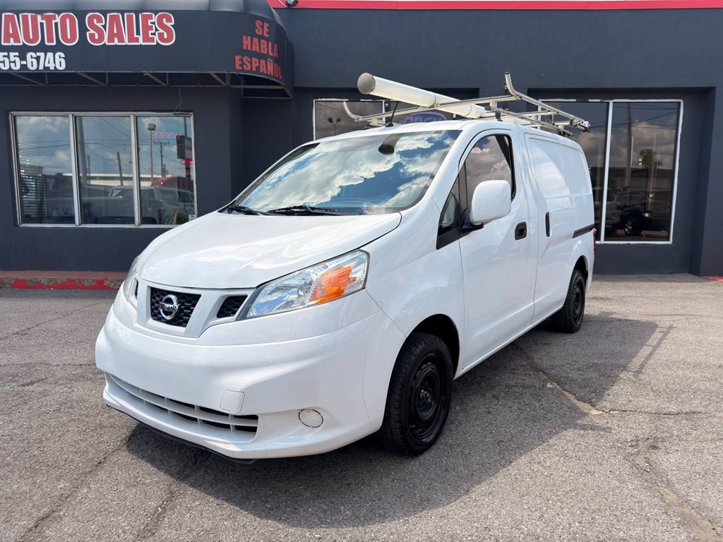 2016 Nissan NV200 Image 2