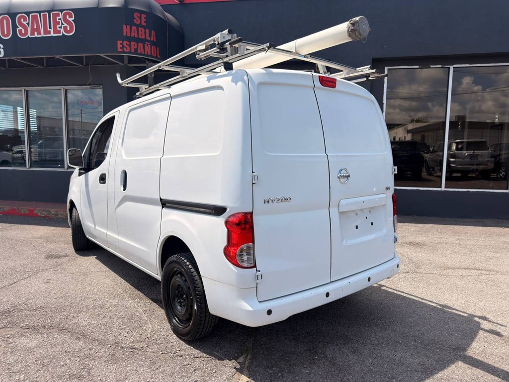 2016 Nissan NV200 Image 4