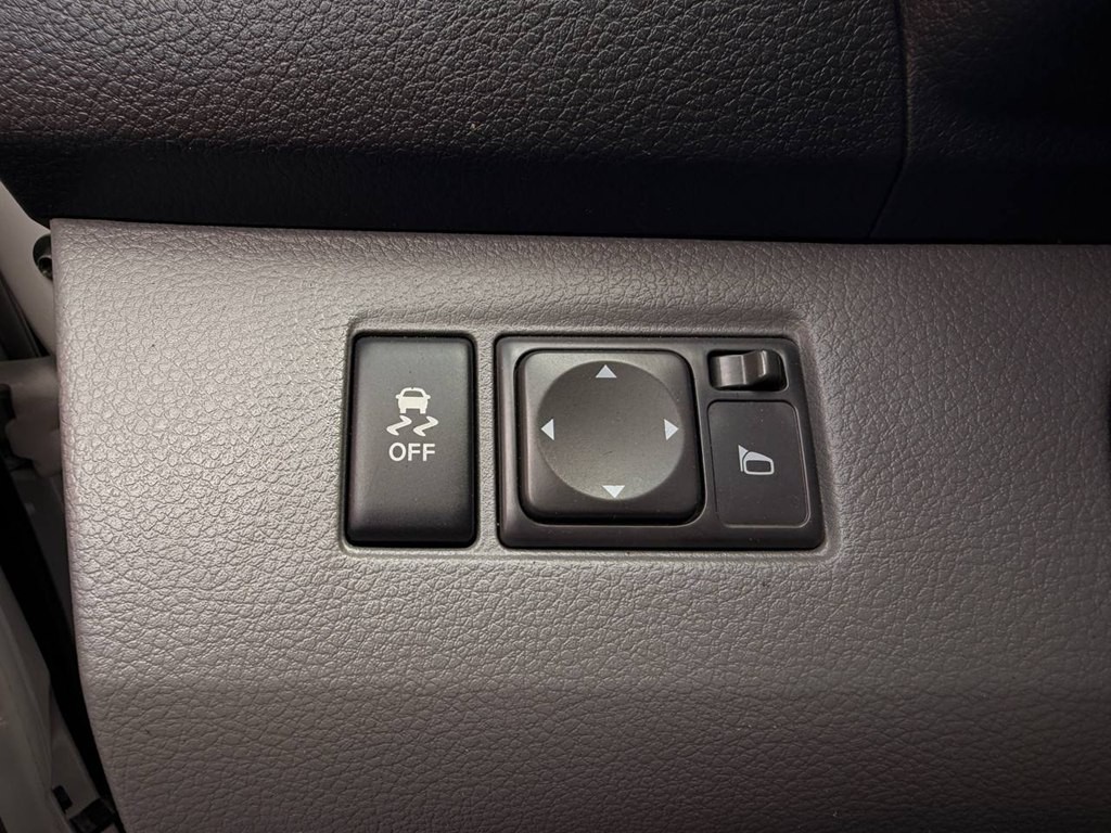 2016 Nissan NV200 Image 20