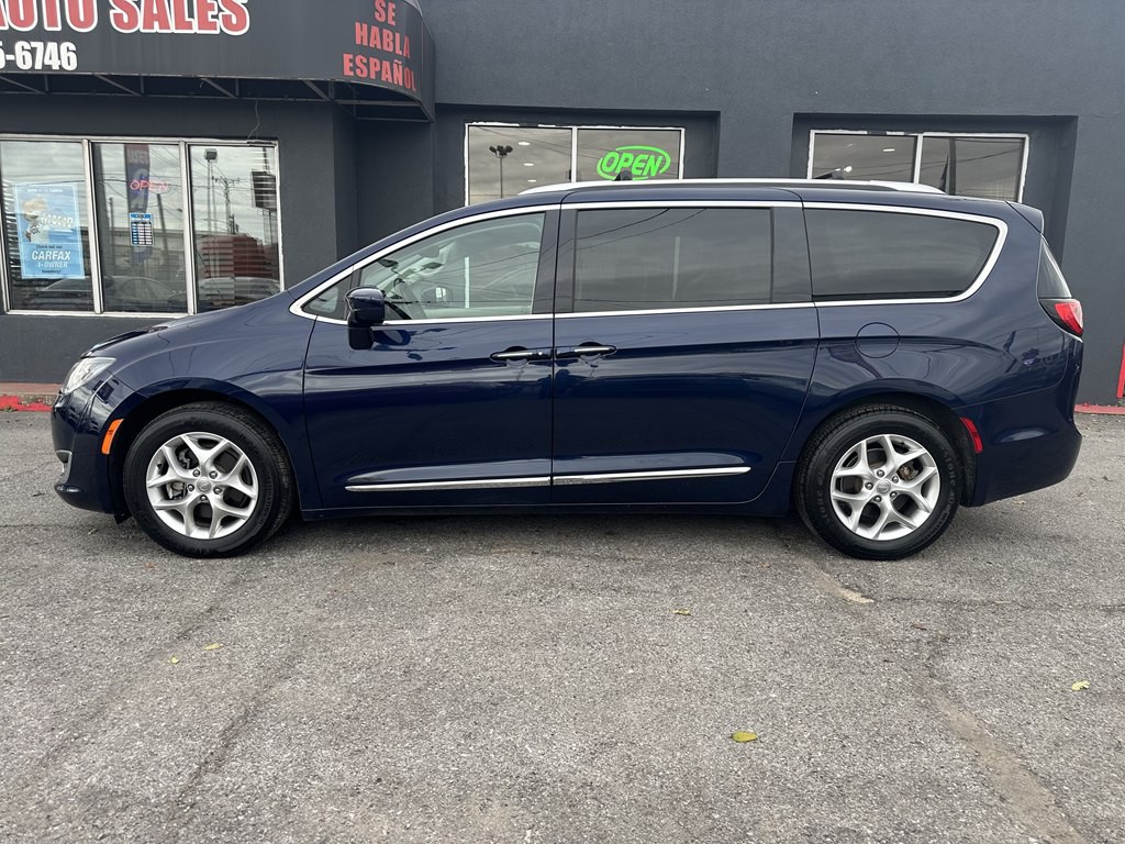 2020 Chrysler Pacifica Image 6
