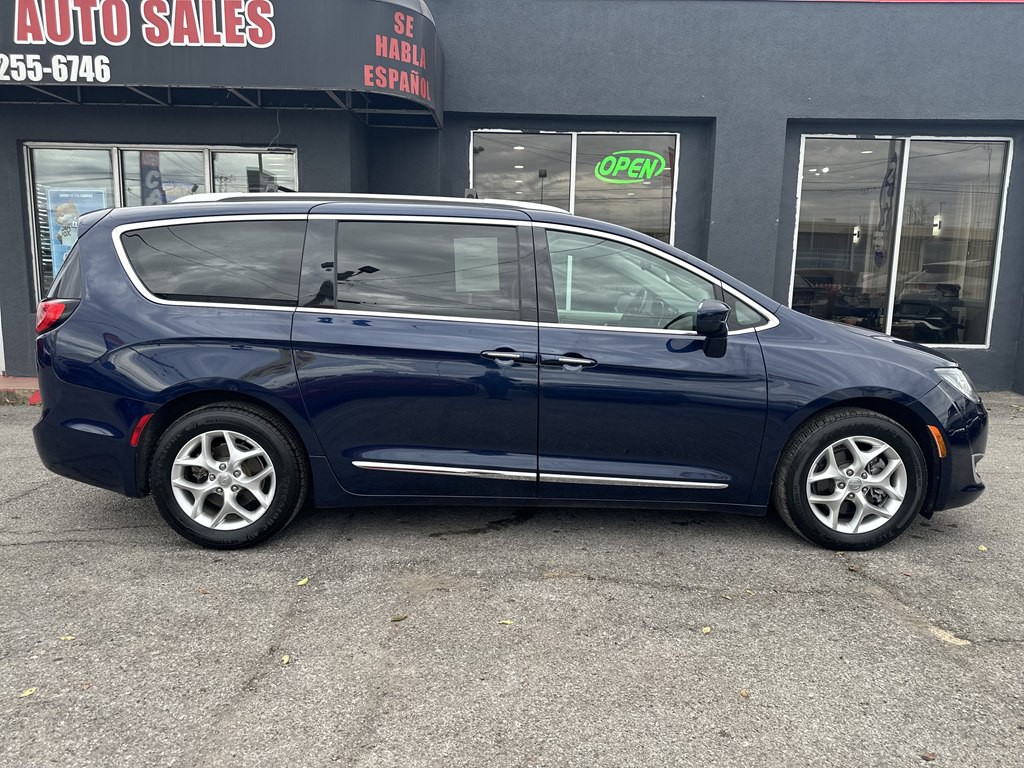 2020 Chrysler Pacifica Image 13