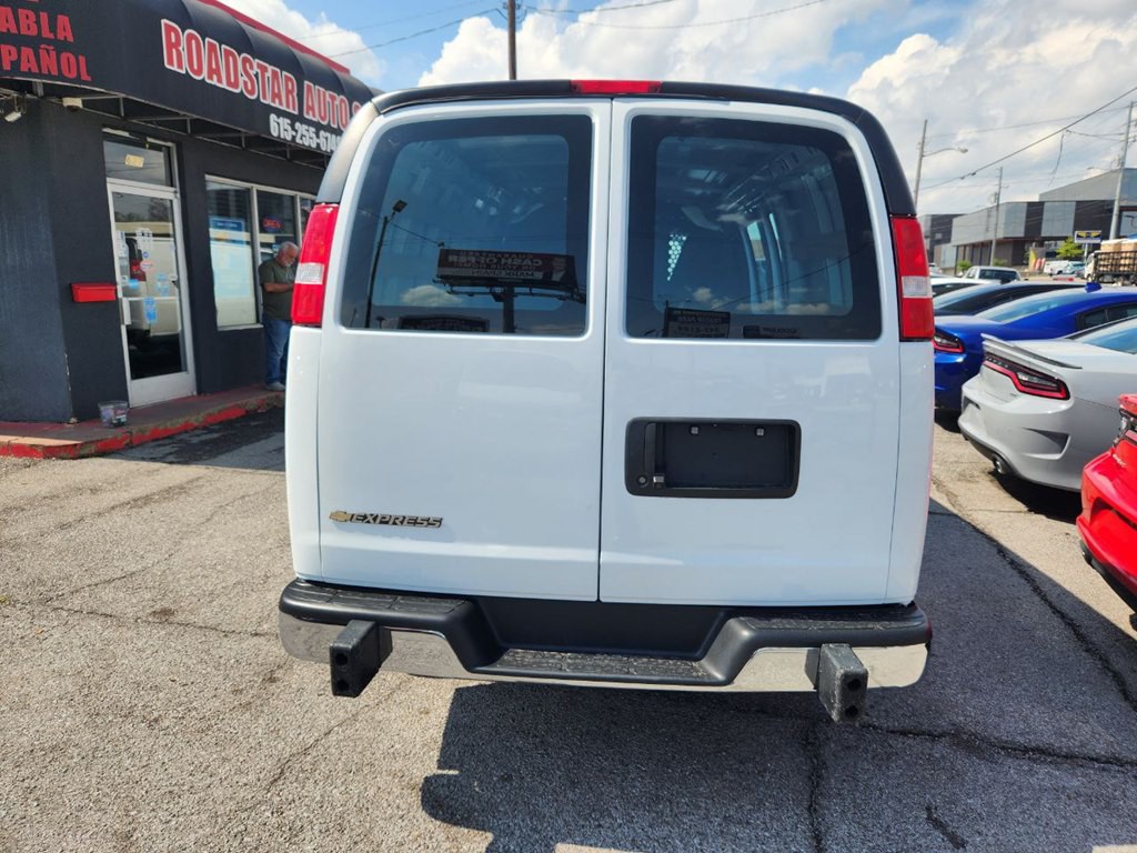2022 Chevrolet Express Image 3
