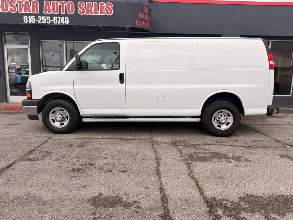 2022 Chevrolet Express Image 3