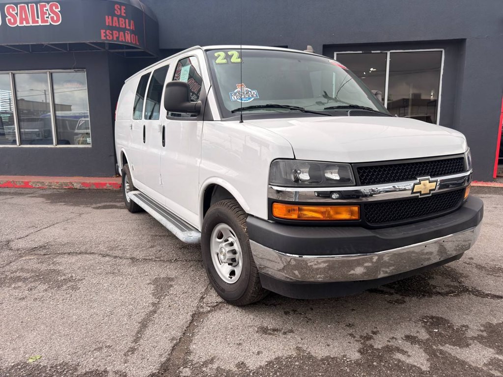 2022 Chevrolet Express Image 8