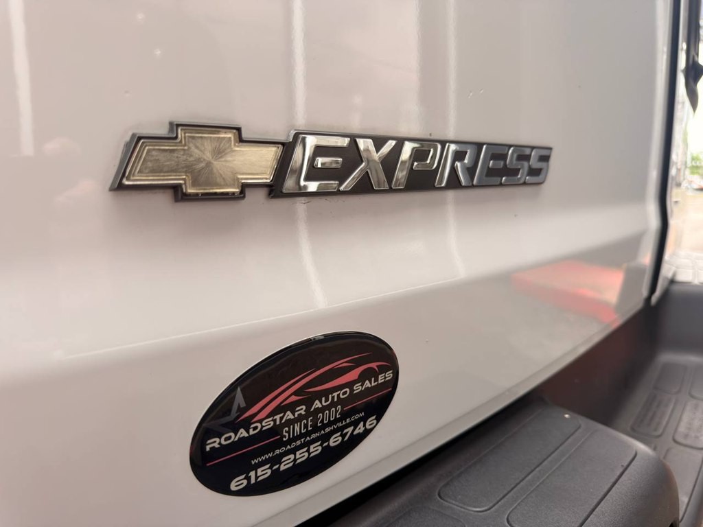 2022 Chevrolet Express Image 52